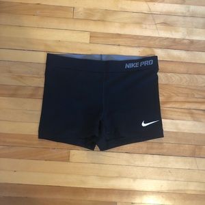 Nike athletic shorts 👟